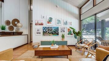 Télévision, espaces bureaux