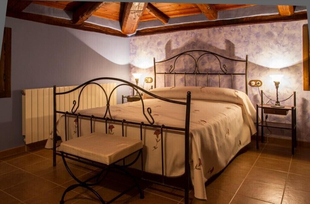 7 chambres, draps fournis