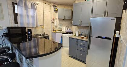 Private Cozy 1-Bedroom Apartment Ground Floor with WiFi and AC.