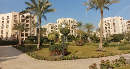 Private Cozy 1-Bedroom Apartment Ground Floor with WiFi and AC.