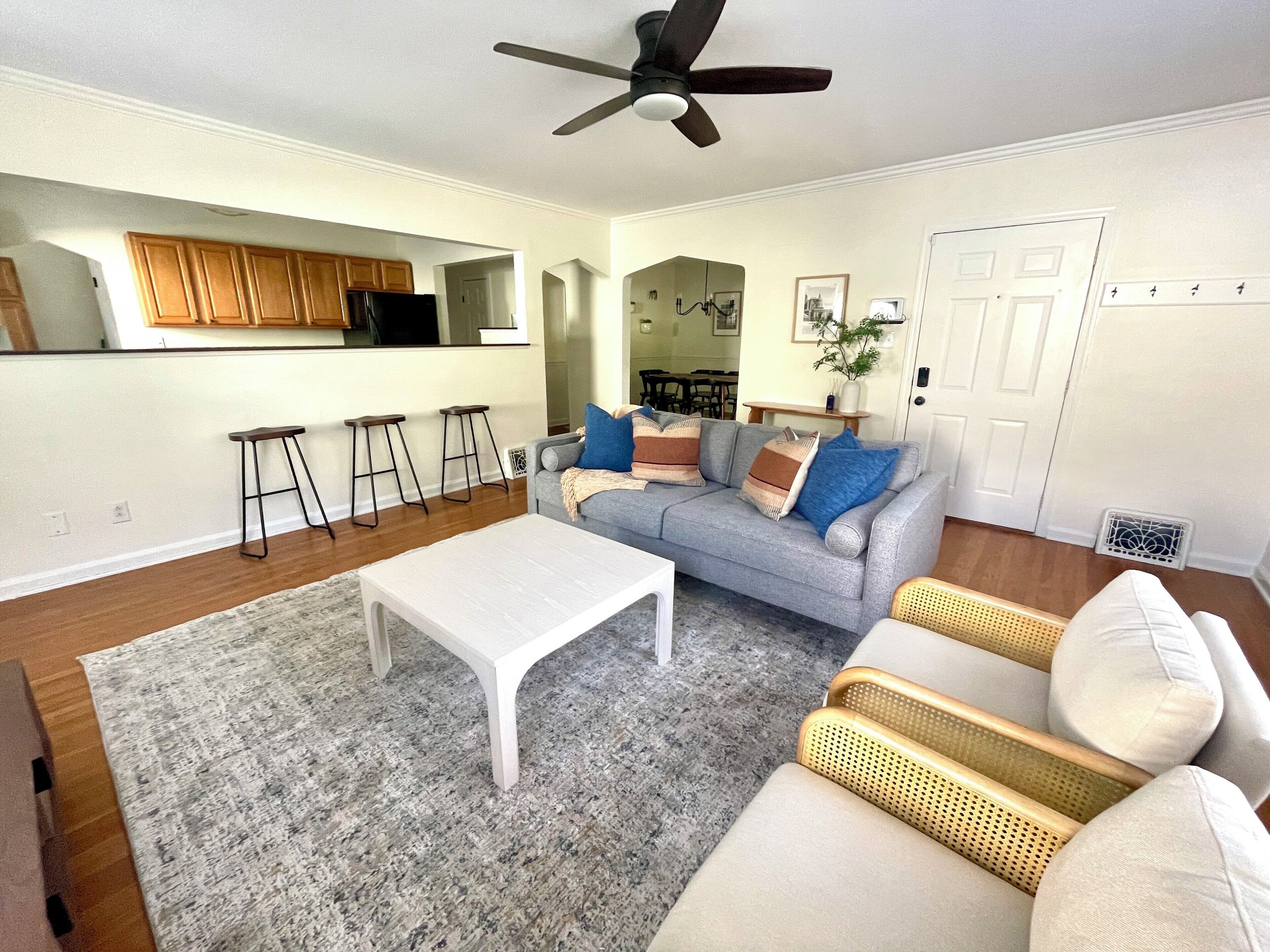 Butler Tark 2BR w/Free Parking