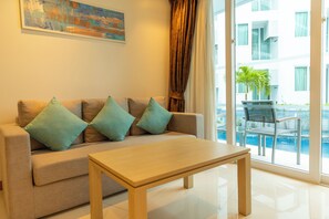 Living area - Romantic Beach Bar Fine Dining Swim c109 (Rawai)