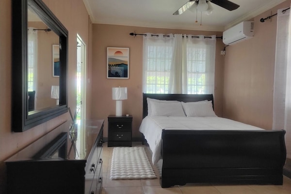 2 habitaciones, tabla de planchar con plancha y wifi gratis
