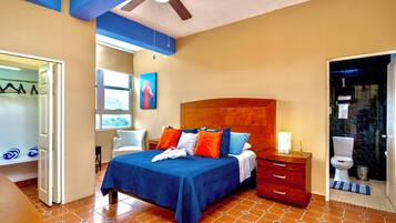 1 bedroom, desk, free WiFi, bed sheets