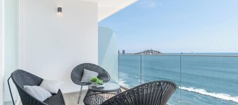 Hermoso Depa lujoso "Cristal Bay" Sobre el Malecon