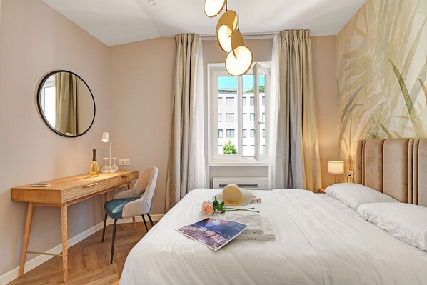 2 habitaciones, tabla de planchar con plancha y wifi gratis