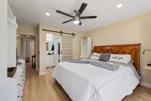 2 habitaciones, tabla de planchar con plancha, wifi y ropa de cama 