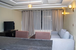 Living area - Luxurious 2 bedroom executive appartment suite located at the heart of karen (Ongata Rongai)