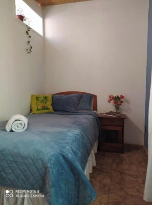 1 室のベッドルーム、WiFi