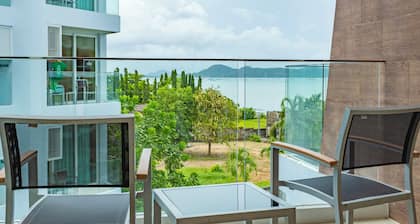 Sea View Beach Dinning Beach Front c113