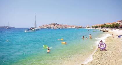 Cozy home in Primosten with WiFi