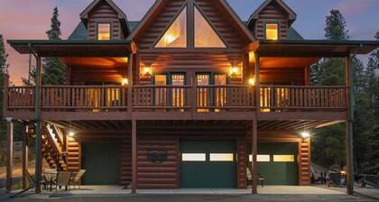 Lakefront Luxury | Hot Tub+Sauna | Near Skiing
