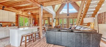 Lakefront Luxury | Hot Tub+Sauna | Near Skiing