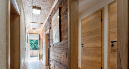 Sunny located holidayhome in skiresort