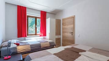 3 bedrooms, Internet