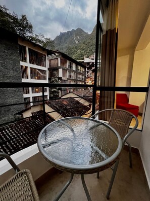 Deluxe Room, Balcony, Mountain View | Free WiFi - Pisonay Mapi Hotel Boutique (Machu Picchu)