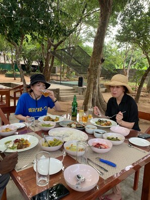 Restaurant - Lake Front Cottage Sigiriya  (Sigiriya)