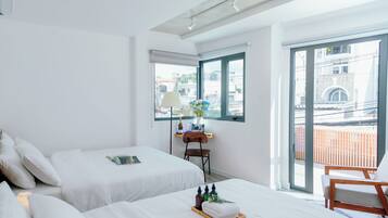 Deluxe Triple Room | Free minibar items, laptop workspace, free WiFi, bed sheets