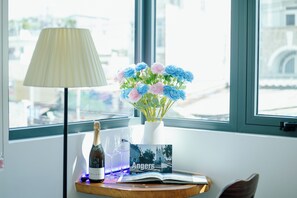 Deluxe-Dreibettzimmer | Minibar (mit einigen kostenlosen Artikeln)