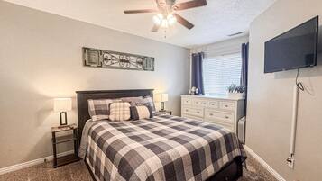 1 bedroom, iron/ironing board, WiFi, bed sheets