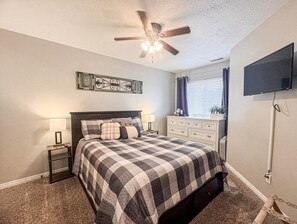 1 chambre, fer et planche à repasser, Wi-Fi, draps fournis