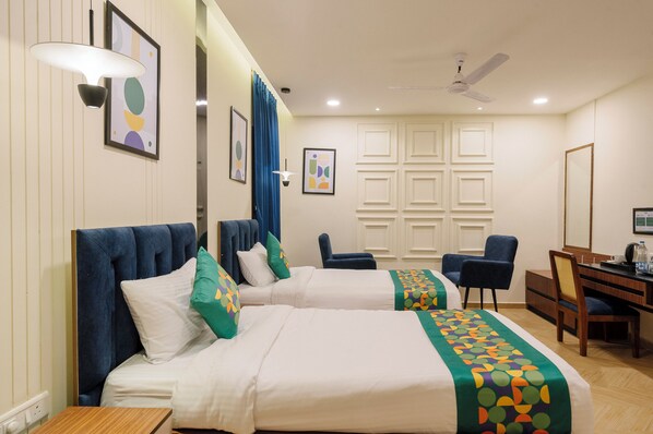 Kahden hengen standard-huone | Työpöytä, pimennysverhot, silitysrauta/-lauta, vuodevaatteet