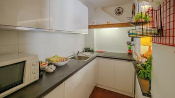 Comfort-Maisonette, Stadtblick | Eigene Küche | Kühlschrank, Mikrowelle, Ofen, Herdplatte