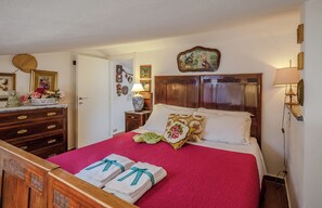 Comfort Duplex, City View | 2 bedrooms, desk - La Maison de la Mer with Terrace and AC (Vernazza)