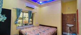 Feels like Your own house. Relaxes in the private verandah with birds singing