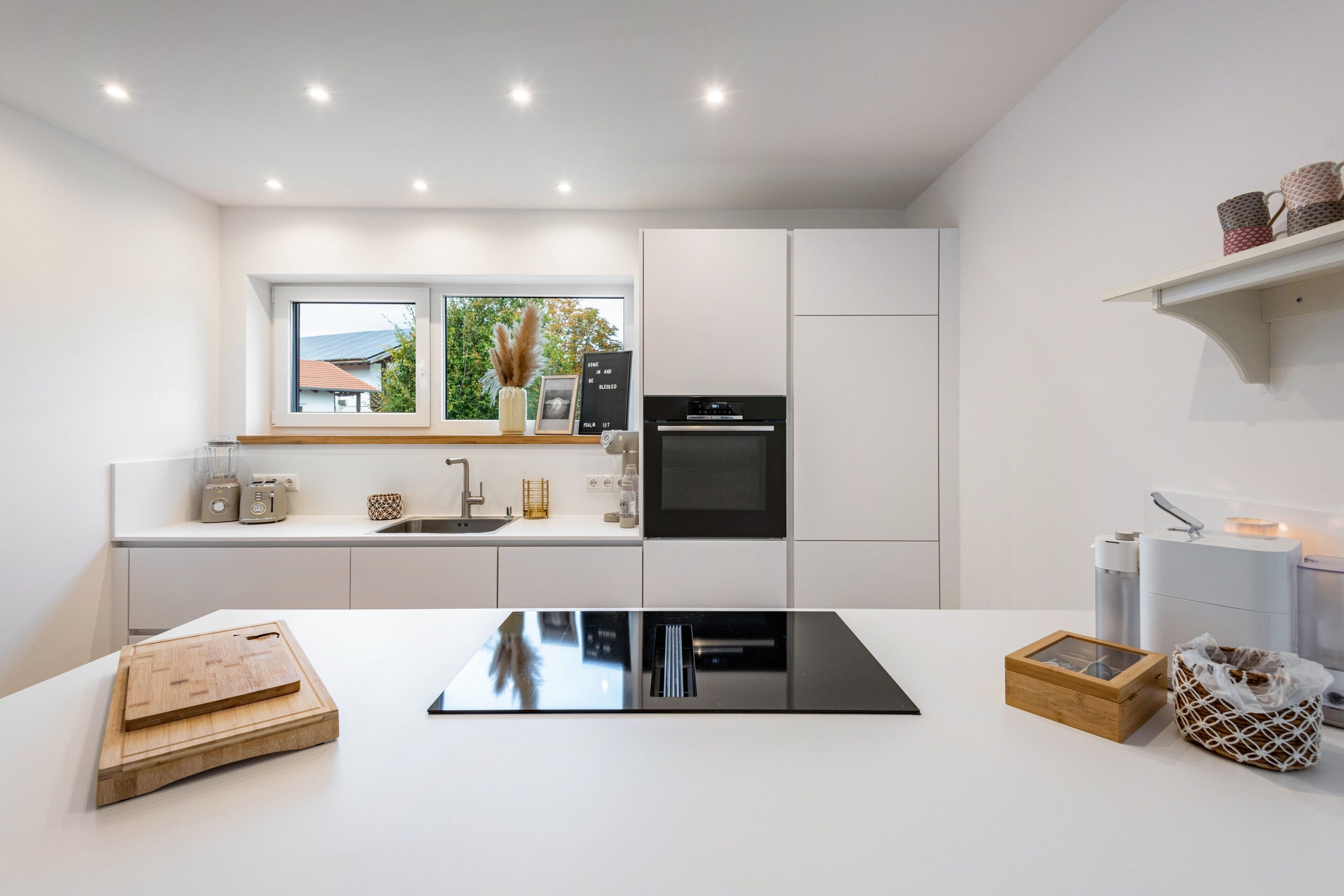 Kühlschrank, Ofen, Herdplatte, Geschirrspüler