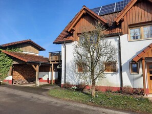 Exterior - Apartment 'Dörflich' with Shared Garden and Wi-Fi (Meinerzhagen)