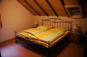 2 habitaciones, wifi gratis y ropa de cama 