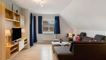 Fernseher, DVD-Player, Stereoanlage