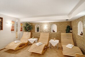 Spa - Room 'Zimmer 4 - Familienzimmer' with Mountain View, Shared Terrace and Wi-Fi (Breitenberg)