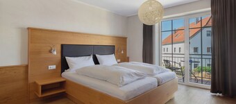 Room 12 - Double room with sofa bed with Mountain View, Shared Terrace and Wi-Fi