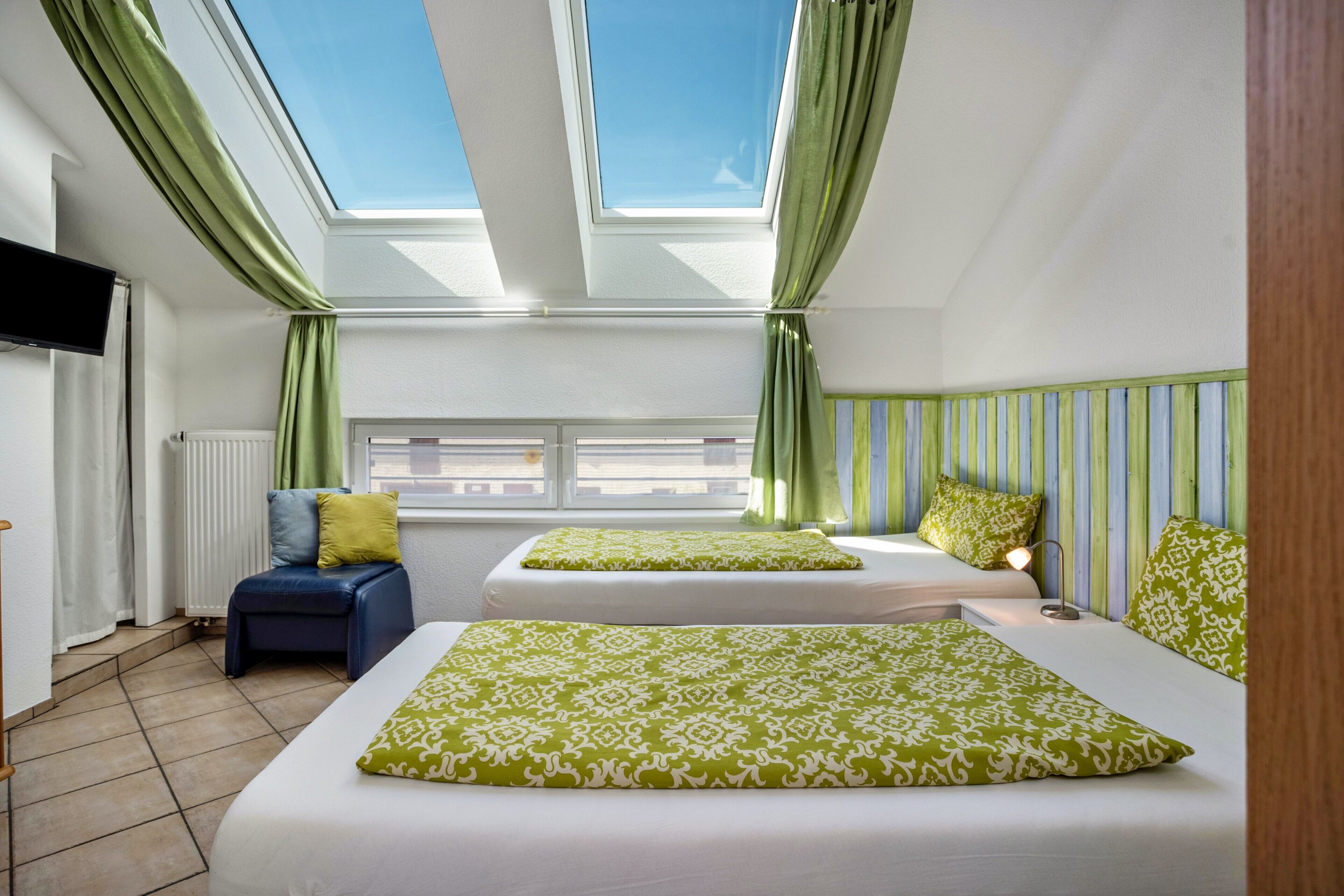 2 habitaciones, wifi gratis y ropa de cama 