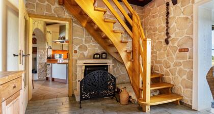 Holiday Home 'Ferienhaus Appelgarten' with Private Terrace, Private Garden and Wi-Fi