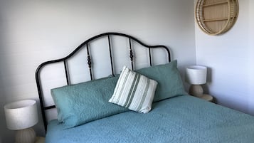 2 bedrooms, bed sheets