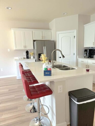 Geaux to Mike The Tiger Retreat Near LSU -  CB1021