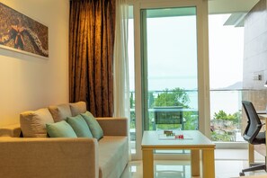 Living area - Sea View Beach Bar Beach Front c114 (Rawai)