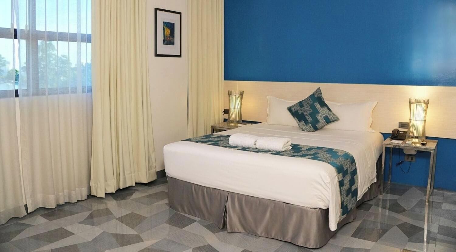 Coffres-forts dans les chambres, bureau