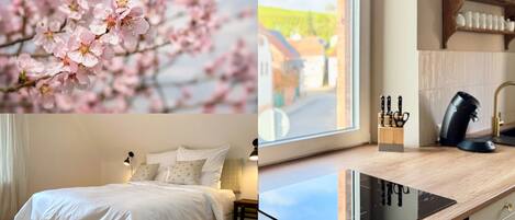 3 bedrooms, desk, travel crib, free WiFi