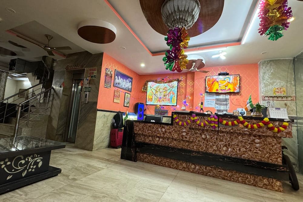 Hotel M A International