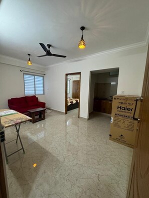 Deluxe Double Room, City View | Living area - White Stone Apartments (Bengaluru)