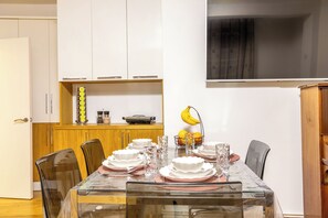 Dining - Quiet location in central London, near Paddington, Regent Park, Lord's Cricket (London)