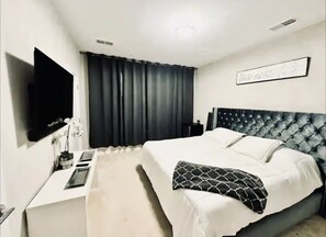 4 bedrooms, iron/ironing board, free WiFi, bed sheets