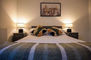 2 chambres, bureau, fer et planche à repasser, Wi-Fi