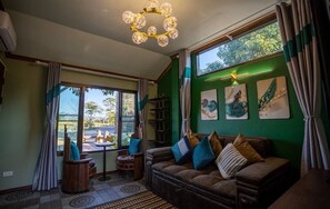 Superior Villa | Free WiFi, bed sheets - Mana An lake hill resort (Mae Rim)