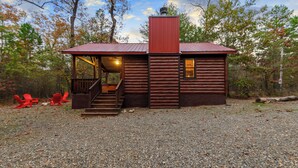 Unclassified image, 3 of 27, button - Cozy cabin-Great Location (Hochatown)