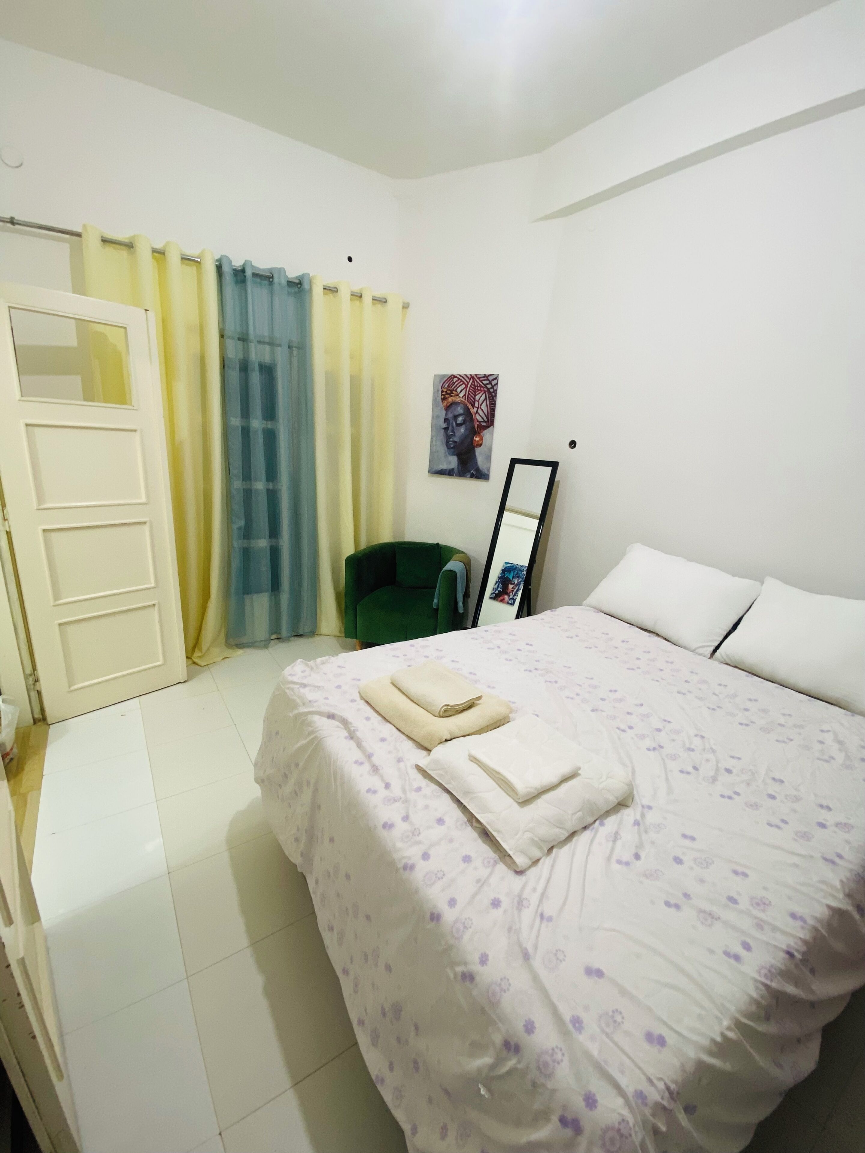 1 bedroom, in-room safe, iron/ironing board, WiFi (free)